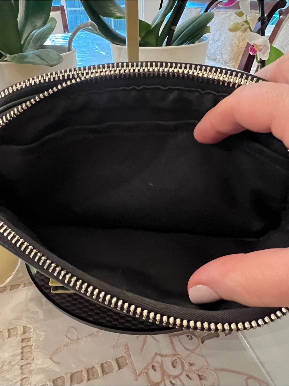 Coach Black Textured Jacquard Adjustable Crossbody Camera Bag Double Zip EUC - Picture 7 of 8